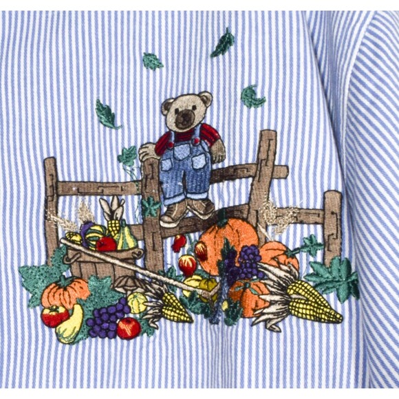 NWT Let's Quizz Again Embroidered Teddy Bear Blue & White Striped Shirt Sz M - Picture 4 of 6